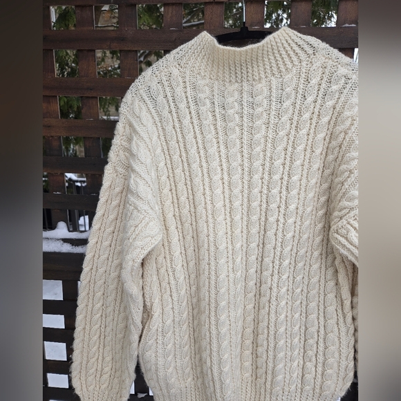 Vintage Handknit Sweater - Picture 9 of 10